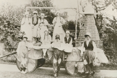 000243 Pool Wall collar factory workers, 'Tulip Time', Ilminster Carnival featuring Doris Watts, Gladys Coombe and E Spurdle 1930