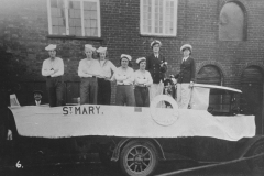 002909 Carnival entry 'St Mary' at Cross, Ilminster featuring Daisy Baker, Ida Best, Hazel Hunt, Kath North, Mollie Yandle and Betty Ball c1930
